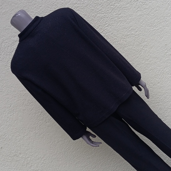 EILEEN FISHER (USA) LADIES PURE WOOL BLACK (1) BUTTON CLOSURE SWEATER-JACKET - Picture 9 of 17